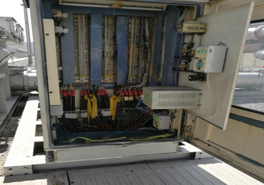 控制箱凝露驱潮装置